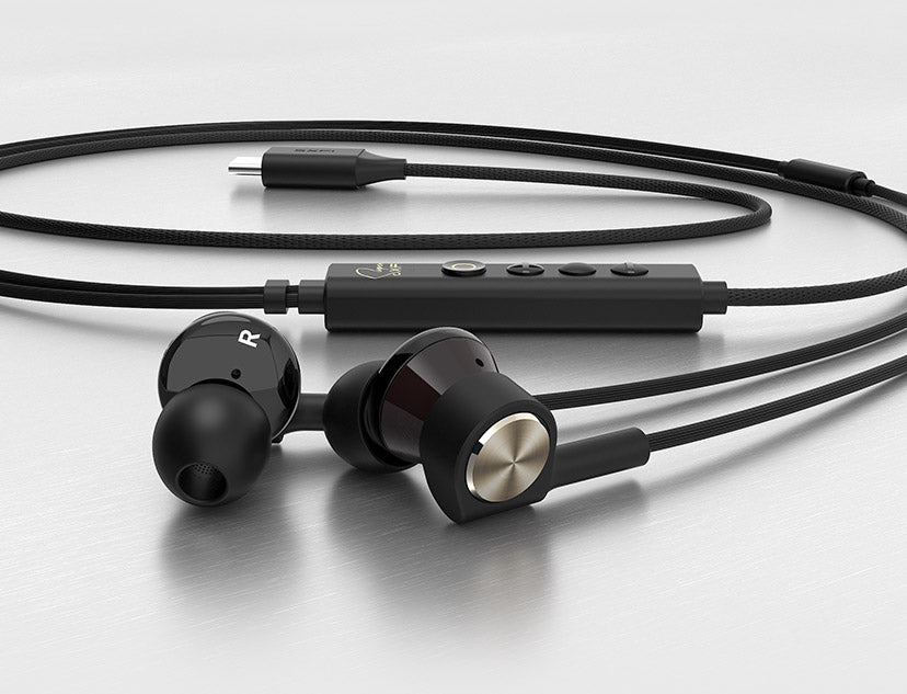 CREATIVE SXFI TRIO Triple-driver USB-C In-ear Headphones with Super X-Fi Technology