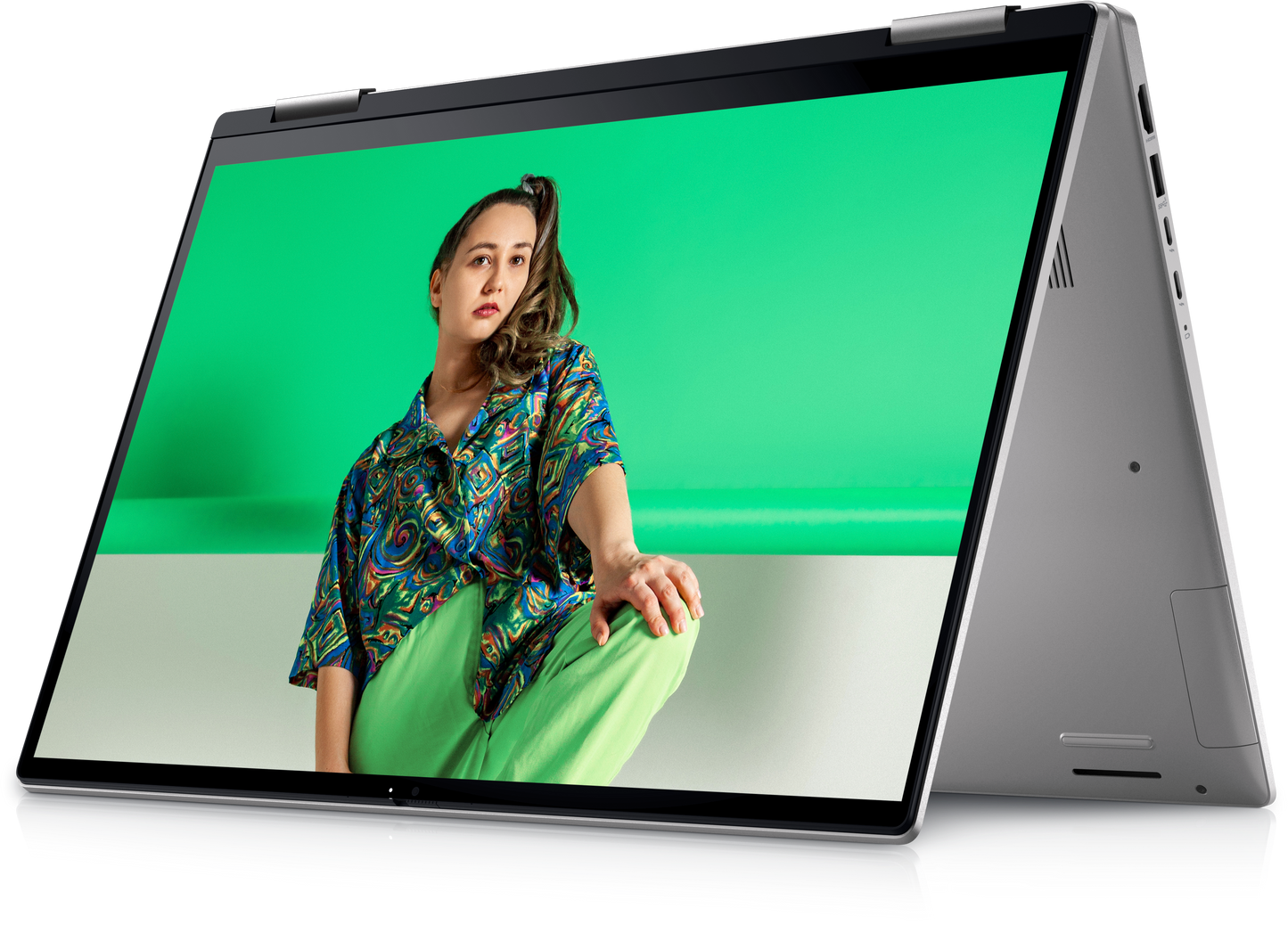 Dell Inspiron 16 7620 2-in-1 Laptop i7-1260PP 16" OLED UHD+ Touch 16Gb 1Tb SSD MX550 W11