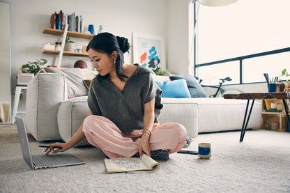 HP ENVY 17-cr0003na Laptop 43.9 cm (17.3") Touchscreen Full HD Intel® Core™ i5 i5-1240P 8 GB DDR4-SDRAM 512 GB SSD Wi-Fi 6E (802.11ax) Windows 11 Home Silver