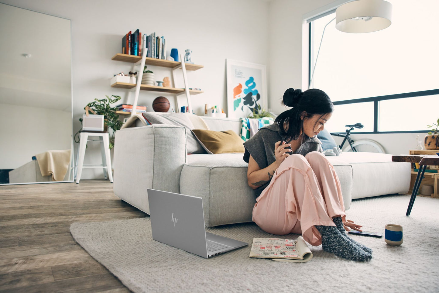 HP ENVY 17-cr0003na Laptop 43.9 cm (17.3") Touchscreen Full HD Intel® Core™ i5 i5-1240P 8 GB DDR4-SDRAM 512 GB SSD Wi-Fi 6E (802.11ax) Windows 11 Home Silver